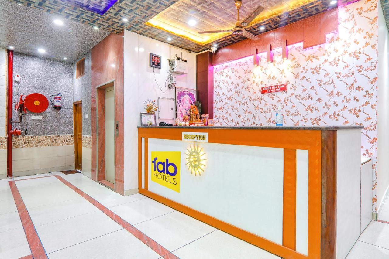首都o 64299太阳城酒店 Juhi Bari 外观 照片
